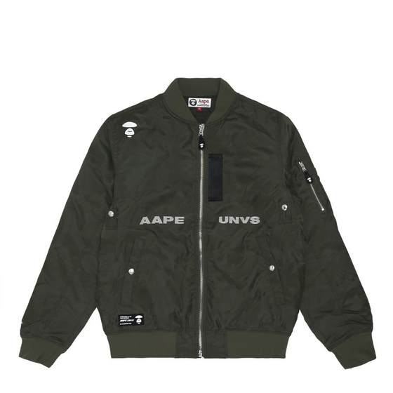 Aape men's spring and summer ape man letter print cool and handsome MA1 flight jacket jacket 7313XXD
Aape men's spring and summer ape man letter print cool and handsome MA1 flight jacket jacket 7313XXD