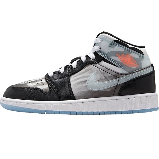 Nike Nike Virgin AIR JORDAN AJ1 Sports and Casual Basketball Shoes Sharp HF3210-001
Nike Nike Virgin AIR JORDAN AJ1 Sports and Casual Basketball Shoes Sharp HF3210-001