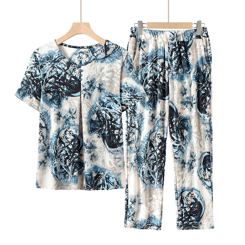 Middle aged and elderly women's clothing, mother's summer clothing, grandmother's casual and fashionable ice silk set, breathable elderly short sleeved top, thin design Middle aged and elderly women's clothing, mother's summer clothing, grandmother's casual and fashionable ice silk set, breathable elderly short sleeved top, thin design