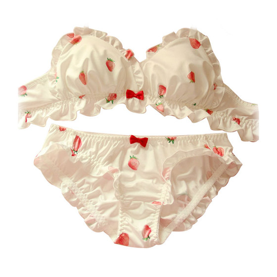 Japanese soft girl girl style cute strawberry underwear pure desire thin steel ring, flat chest triangular cup bra Japanese soft girl girl style cute strawberry underwear pure desire thin steel ring, flat chest triangular cup bra