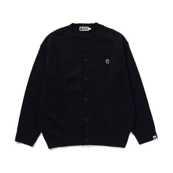 BAPE men's autumn and winter ape people embroidery standard solid color sweater knitted cardigan 120008L
BAPE men's autumn and winter ape people embroidery standard solid color sweater knitted cardigan 120008L