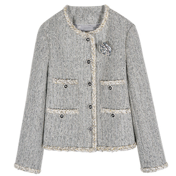 Luoluo introduction gray small fragrance wool coat for women 2024 new small short wool coat niche
Luoluo introduction gray small fragrance wool coat for women 2024 new small short wool coat niche