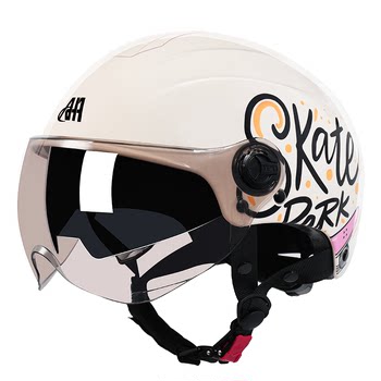 ມາດຕະຖານແຫ່ງຊາດ 3C Certified Helmet Electric Vehicle Women's Summer Sun Protection Half Helmet Motorcycle Four Seasons Summer Safety Hat New