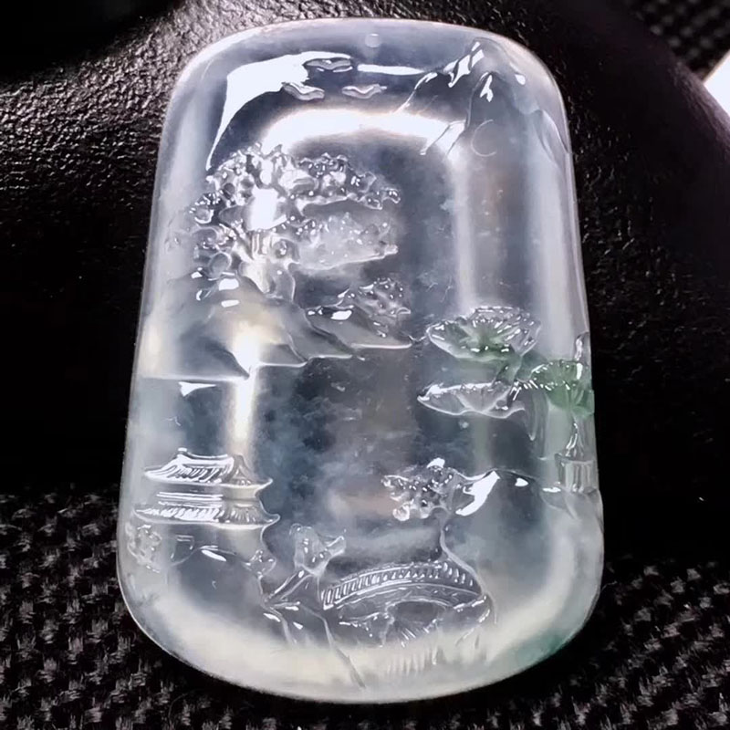 翡翠山水意境牌吊坠冰种阳绿紫飘花男女款线条圆牌挂件玉石颈饰