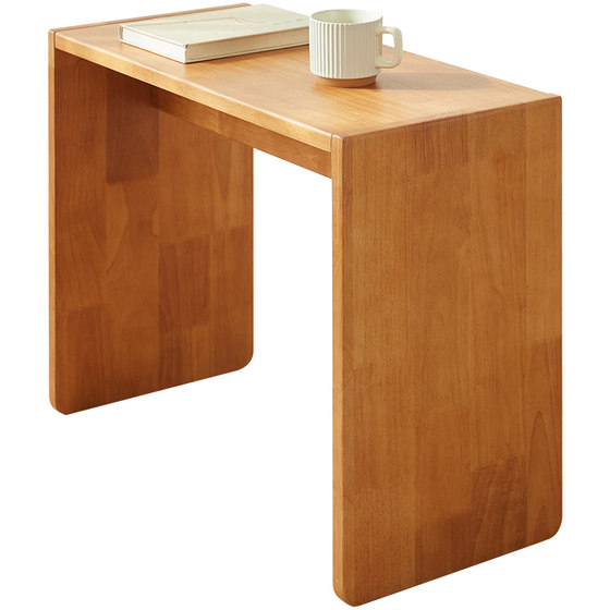 Solid wood U-shaped side table simple multi-function sofa side table small apartment balcony coffee table movable living area table
Solid wood U-shaped side table simple multi-function sofa side table small apartment balcony coffee table movable living area table