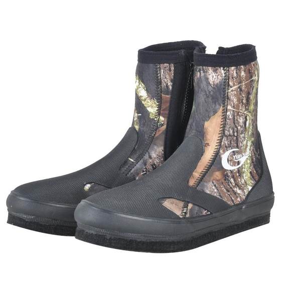 Rock fishing shoes anti-slip waterproof luya felt-sole nailed shoes men's wading reef shoes autumn and winter professional fishing and stream tracing shoes Rock fishing shoes anti-slip waterproof luya felt-sole nailed shoes men's wading reef shoes autumn and winter professional fishing and stream tracing shoes
