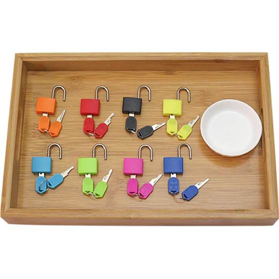 Montessori early education educational baby color lock unlocking teaching aid set Montessori thinking training kindergarten toys
Montessori early education educational baby color lock unlocking teaching aid set Montessori thinking training kindergarten toys