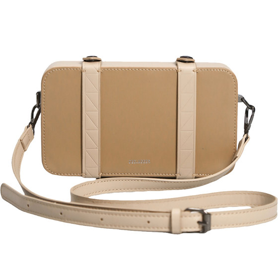 Shoulder bag men's bag trendy small square bag fixed hard shell bag new fashion casual sports men's crossbody bag
Shoulder bag men's bag trendy small square bag fixed hard shell bag new fashion casual sports men's crossbody bag
