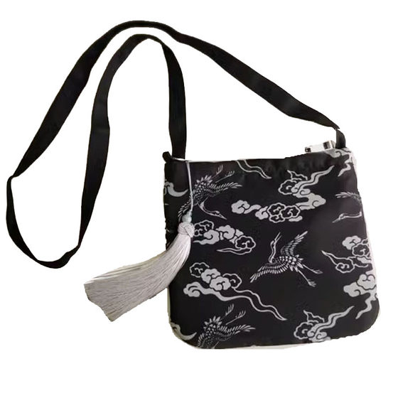 Xianfu original men's retro bag handmade one-shoulder crossbody bag ancient style cloth bag tea clothes backpack Xianfu original men's retro bag handmade one-shoulder crossbody bag ancient style cloth bag tea clothes backpack