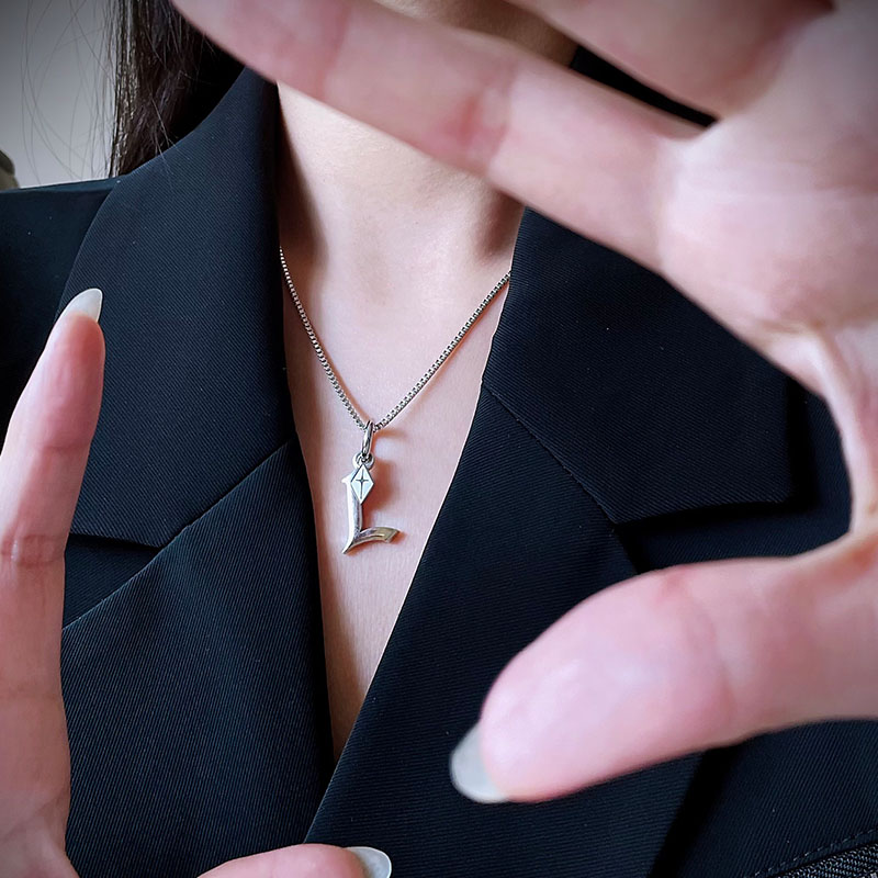 KLINKLIN小众男生高级感字母吊坠情侣项链女朋友配饰情人节礼物