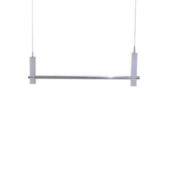 ຮ້ານຂາຍເສື້ອຜ້າສະແຕນເລດ hanger hanging clothes rail acrylic steel wire side hanging display rack women's clothes window display shelf