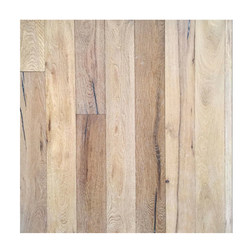 Imported Xiaohongshu Internet celebrity same style bow floor small square floor three-layer solid wood floor environmental protection