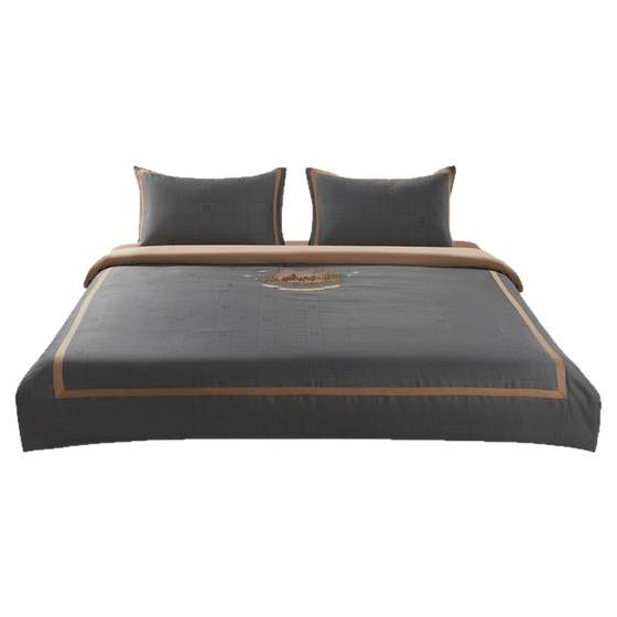 TBH Beasty Home Bed Four-Piece Set Harry Potter Series Tennis Embroidery Four Seasons Bedding Kit Set
TBH Beasty Home Bed Four-Piece Set Harry Potter Series Tennis Embroidery Four Seasons Bedding Kit Set