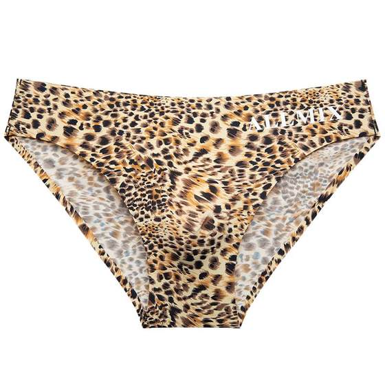 Men's triangular leopard print underwear ultra-thin ice silk traceless U convex large bag sports fitness bikini sexy trousers
Men's triangular leopard print underwear ultra-thin ice silk traceless U convex large bag sports fitness bikini sexy trousers