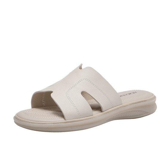Aokang women's shoes summer temperament, fashionable flat leather fashion sandals, flip-flops, mother's shoes
Aokang women's shoes summer temperament, fashionable flat leather fashion sandals, flip-flops, mother's shoes