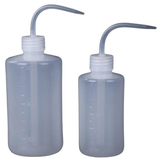 Horticultural watering flowers multi -meat watering kettles Furnishing long mouth extruded pointed mouth watering bottle plant -specific water romance water Horticultural watering flowers multi -meat watering kettles Furnishing long mouth extruded pointed mouth watering bottle plant -specific water romance water