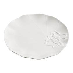 Chinese style embossed lotus white hotel ceramic tableware Chinese cooking plate 2024 new home plate