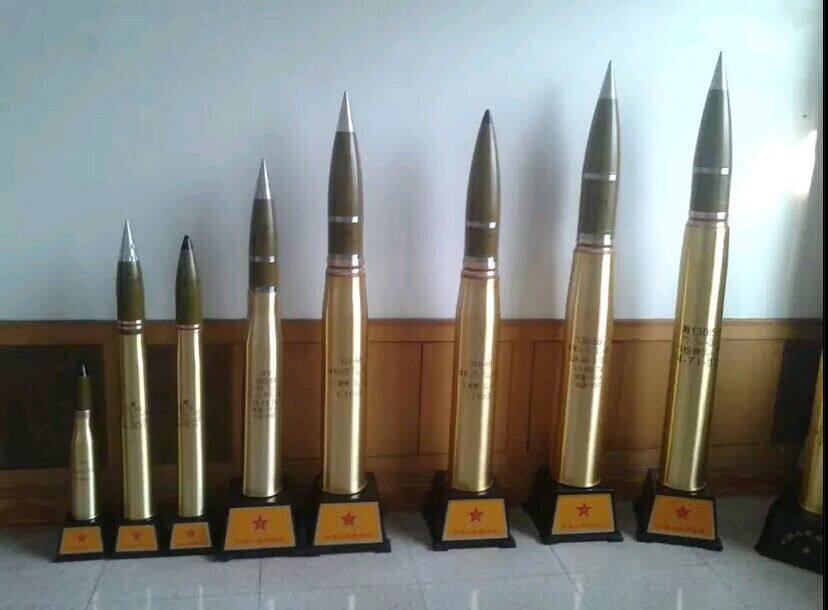 摆件 炮弹壳工艺品摆件底座3757 100 85 122 130模型退役摆件收藏军人