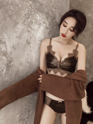 荷韵阁无钢圈文胸套装舒适丝绒蕾丝胸罩性感bralette小胸聚拢内衣-tmall.com天猫 荷韵阁无钢圈文胸套装舒适丝绒蕾丝胸罩性感bralette小胸聚拢内衣-tmall.com天猫