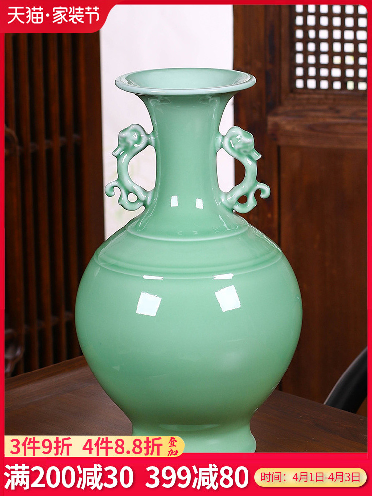 Jingdezhen ceramics by hand shadow blue glaze vase flower arranging new Chinese style household adornment TV ark, furnishing articles in the living room