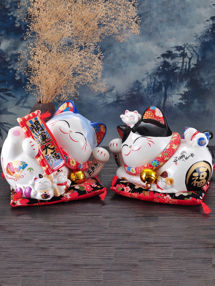 Plutus cat furnishing articles large ceramic Japan lay the save money piggy bank store opening creative housewarming birthday gifts