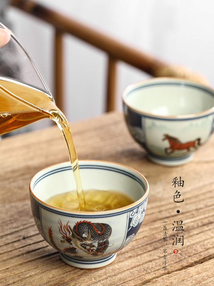 Jingdezhen blue and white hand - made kung fu tea cups pure manual master cup sample tea cup tea cup ceramic zodiac