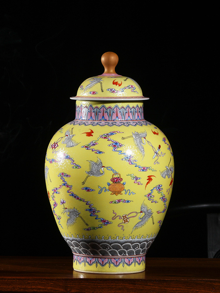 Jia lage YangShiQi hand - made retro the qing qianlong pastel yellow cranes sweet cover pot ceramic vase and furnishing articles