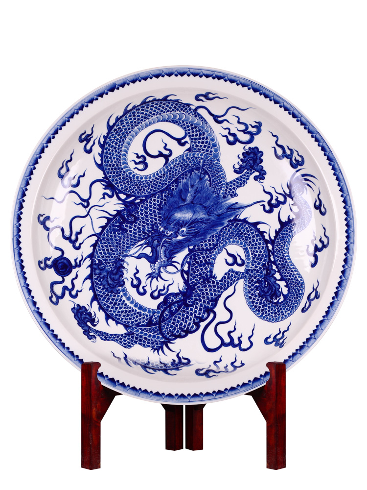 Jingdezhen ceramics hand - made dragon sat hang dish of blue and white porcelain plate of the sitting room of Chinese style household decorative plate furnishing articles