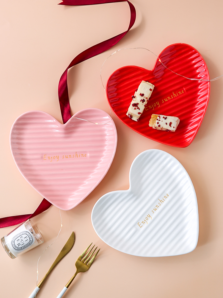 In northern sichuan heart - shaped ceramic plate of creative household western food steak plate breakfast dessert snacks fruit salad plate