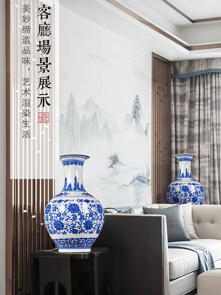 Jingdezhen ceramic vases, antique large blue and white porcelain of the sitting room place, a new Chinese style household adornment TV ark