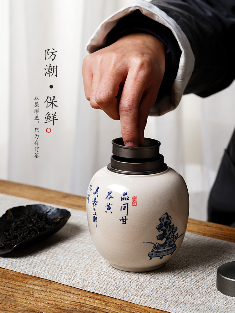 Tea pot seal pot jingdezhen ceramic creative move fashion high - end plant ash glaze hand - made Tea storage tanks