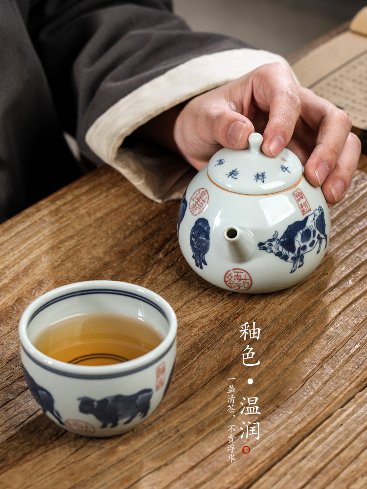 Pure manual teapot single jingdezhen hand - made zodiac WuNiu ceramic tea pot pot of Chinese style ball hole teapot