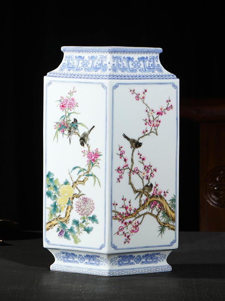 Jia lage jingdezhen YangShiQi pro painting the qing qianlong pastel medallion and prismatic bottle vase interior furnishing articles