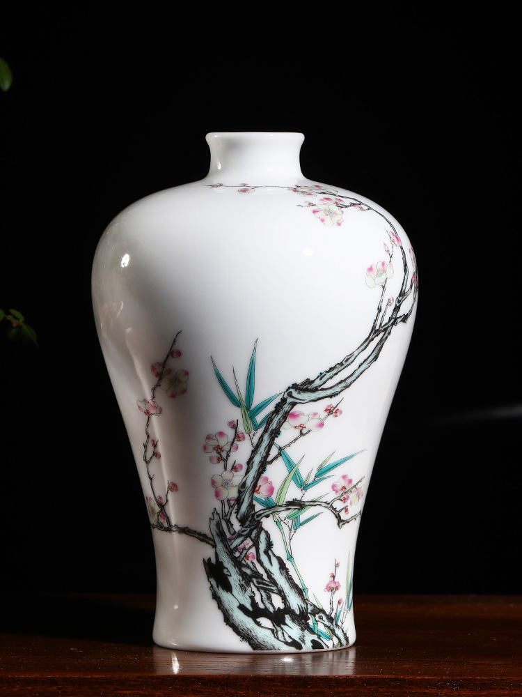 Jia lage Chinese hand - made vases, flower arrangement China YangShiQi the qing qianlong pastel and name the name plum and the bamboo figure bottles