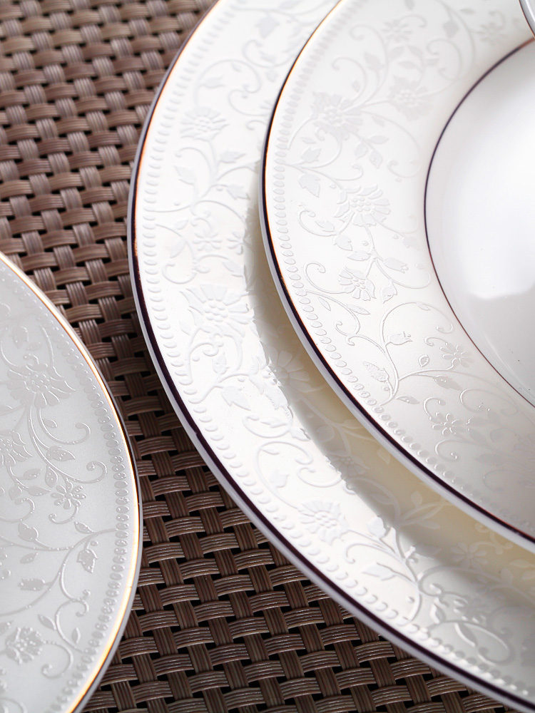 Ipads China tableware dishes suit household combined European contracted jingdezhen ceramic bowl chopsticks to eat bread and butter plate