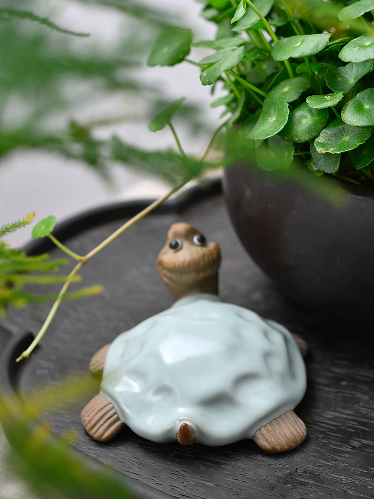 Your up tea pet furnishing articles of kung fu tea accessories ceramics play purple sand tea tea xuan turtle beautiful home