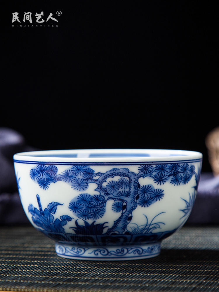 Folk artists hand - made, poetic big master of blue and white porcelain cup single CPU jingdezhen ceramic kung fu tea cups