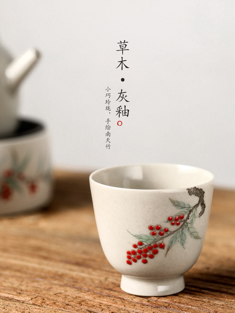 The Master of jingdezhen ceramic cups sample tea cup cup single cup pure manual plant ash hand - made south day bamboo kung fu tea set