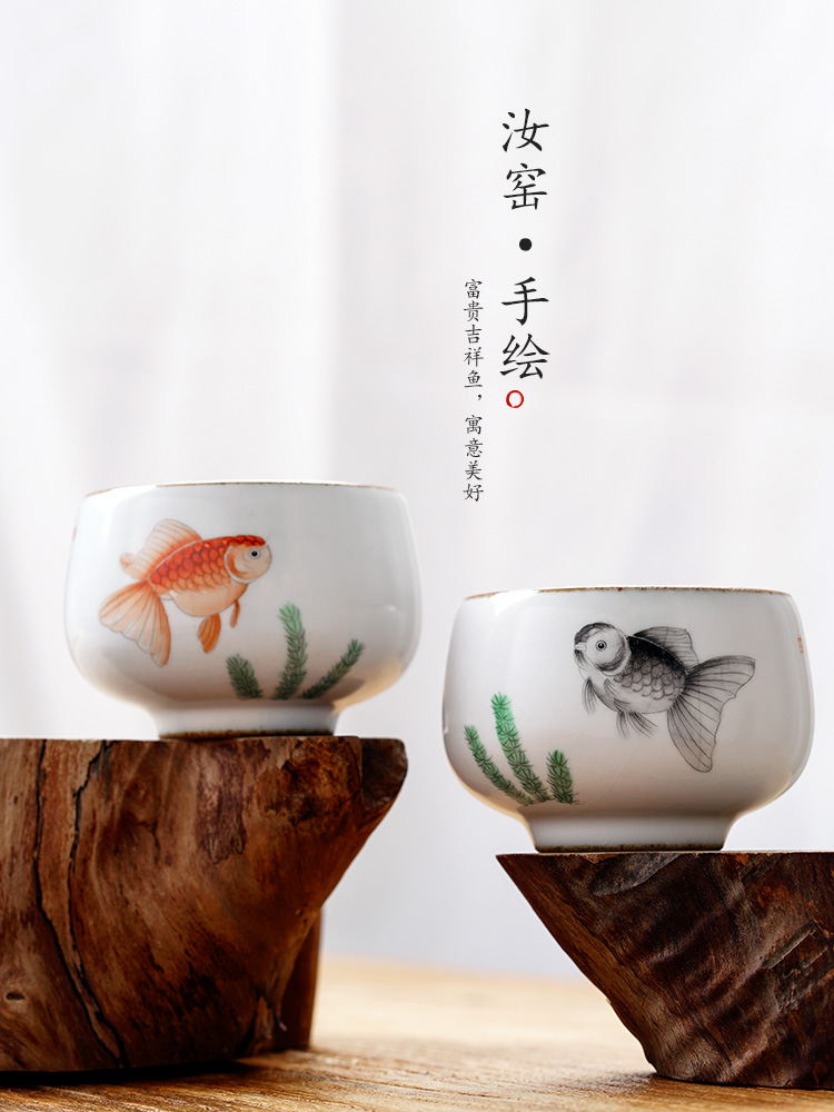 Jingdezhen ceramic sample tea cup masters cup "women 's singles a your up hand - made goldfish checking kunfu tea cups for cup