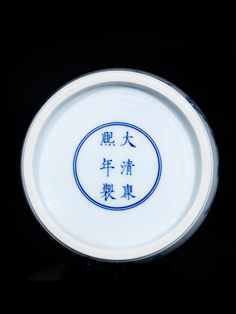 Jia lage jingdezhen blue and white porcelain vase YangShiQi Chinese style classic flower on the tail of the reign of emperor kangxi bottles and name