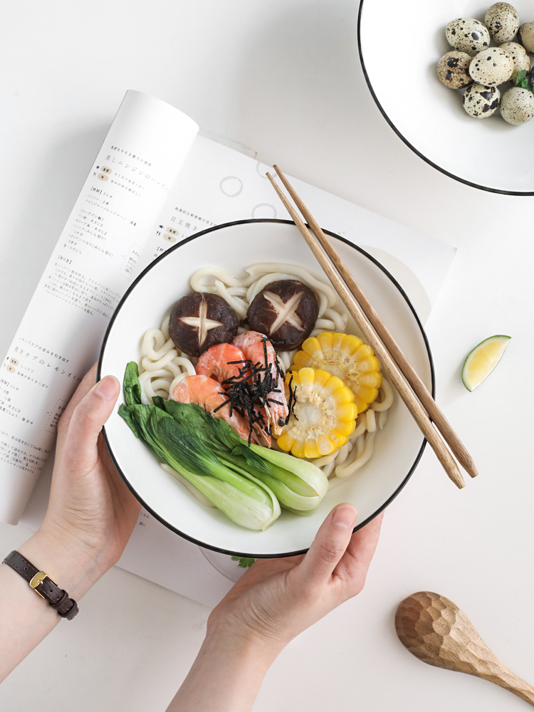 Sichuan in Japanese rainbow such as bowl with large ceramic bowl of beef noodles in soup eat beef noodles noodles pavilion dedicated ltd. rainbow such use