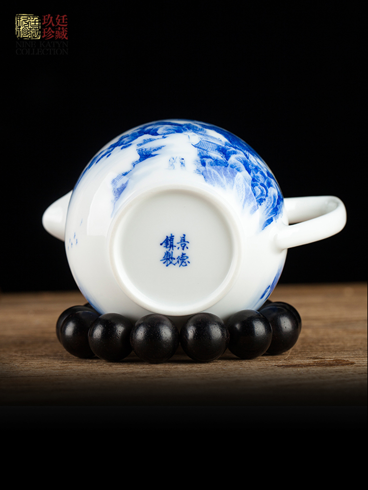 Nine at jingdezhen blue and white landscape hand - made tea fair large cup of kung fu tea accessories have a cup of tea