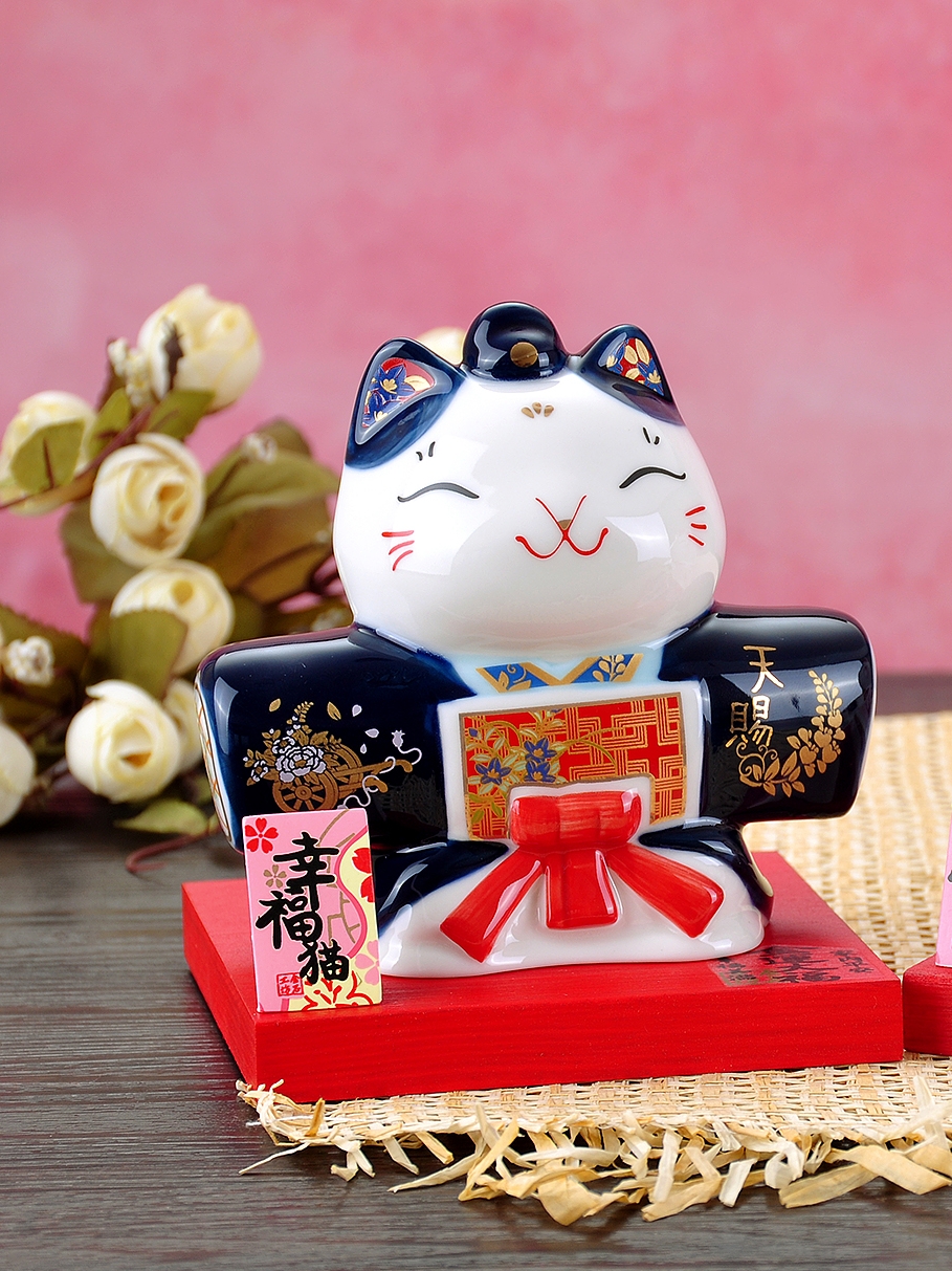 Valentine 's day gift marriage room adornment is placed lovely ceramic plutus cat piggy bank girlfriends friend wedding gift