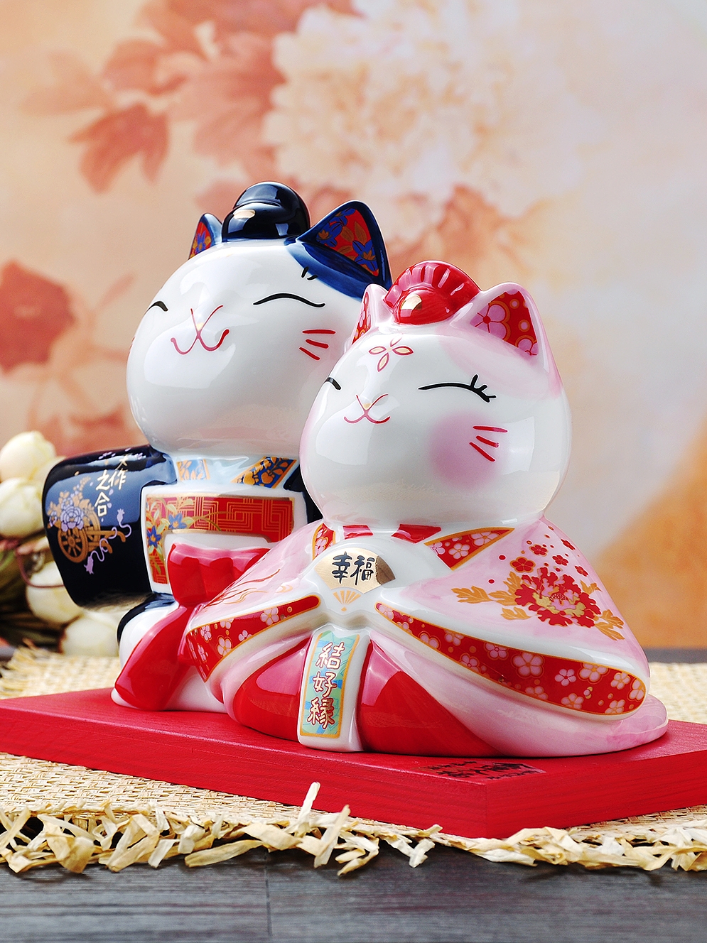 Valentine 's day gift marriage room adornment is placed lovely ceramic plutus cat piggy bank girlfriends friend wedding gift