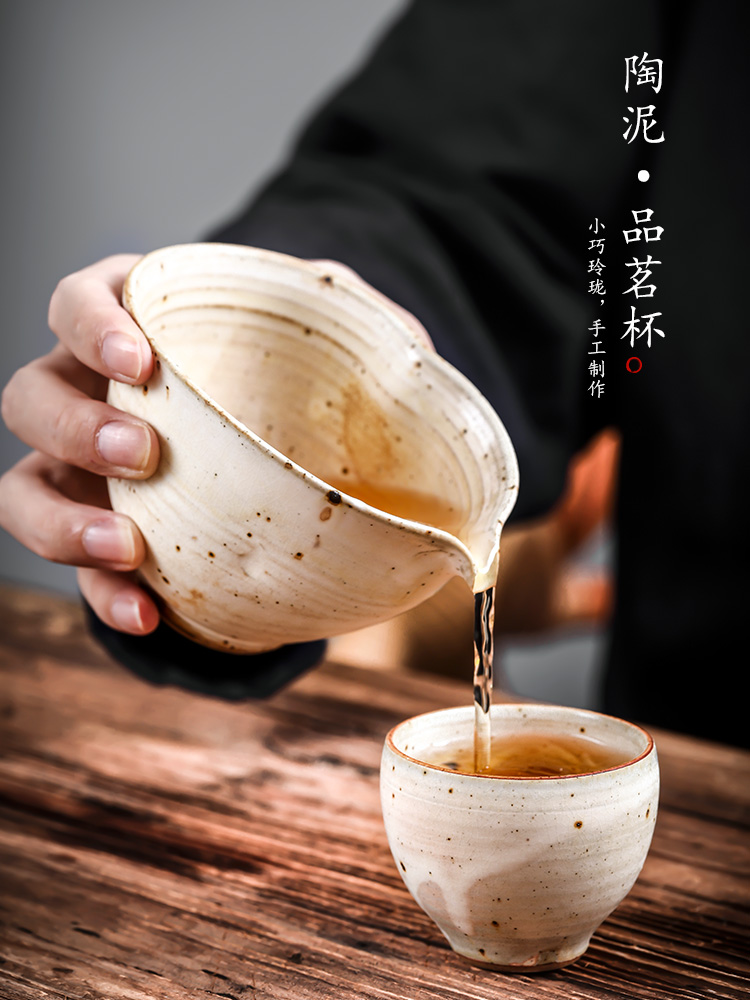 Jingdezhen kung fu tea cups checking ceramic masters cup sample tea cup tea cup high - temperature clay single men