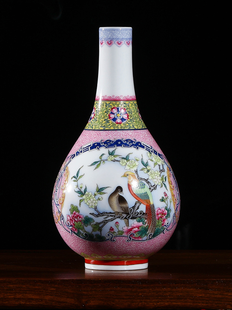 Jia lage jingdezhen ceramic furnishing articles YangShiQi the qing qianlong enamel color restoring ancient ways is loose the crane, yuhuan gall bladder vase