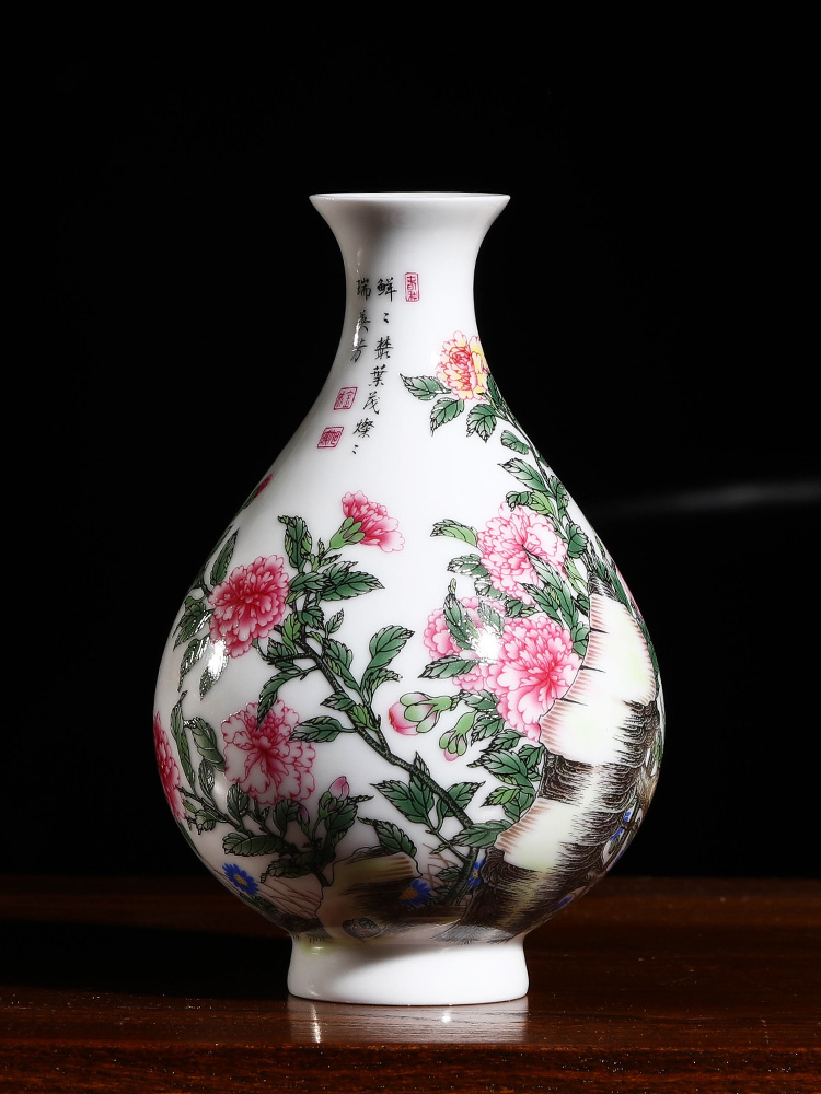 Jia lage jingdezhen ceramic vase YangShiQi the qing qianlong enamel see colour flowers and name okho spring bottle furnishing articles