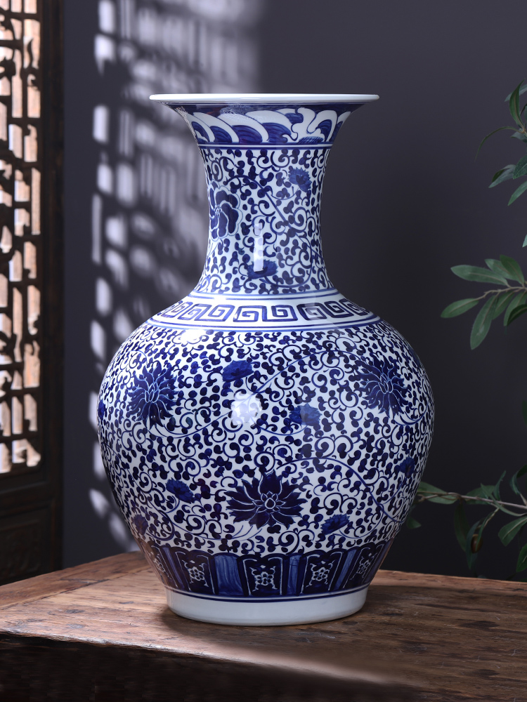 Jingdezhen ceramics hand - made bound branch lotus ground of blue and white porcelain vase furnishing articles of large sitting room adornment household act the role ofing is tasted