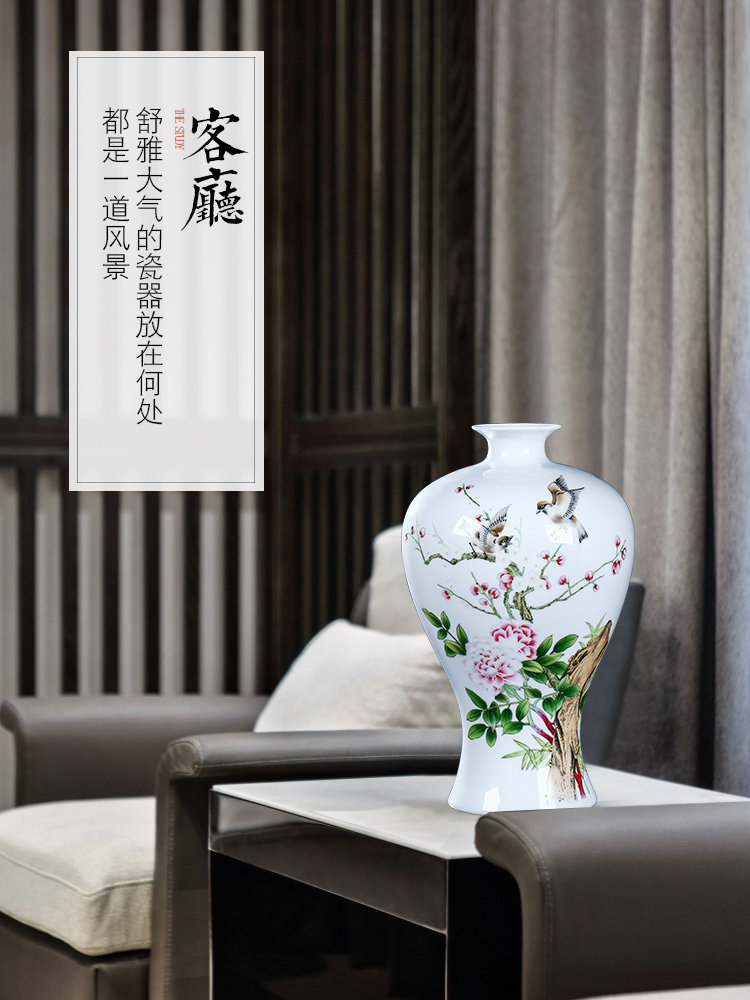 Jingdezhen ceramics hand - made vase and exquisite carving furnishing articles sitting room flower arranging Chinese style household decorative arts and crafts