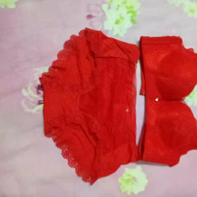 商品评价 内衣很好，老婆很喜欢，下次还会来，以前在网上买东西,都是系统自动好评,基本没认真评价过，不知道浪费多少积分了，现在才知道评论积分可以有大用呢，这才知道好评的重要性。这个福利实在太箦了，妥妥的每条都来评论下，赚积分，下次还能抵现金用。